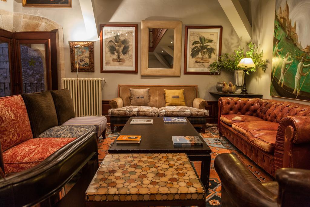 Palacio Chaves Hotel トルヒーリョ エクステリア 写真